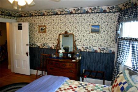 The Young House Bed And Breakfast Millinocket Habitación foto